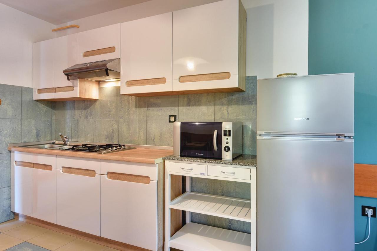 Apartments Universe Pula Exterior photo